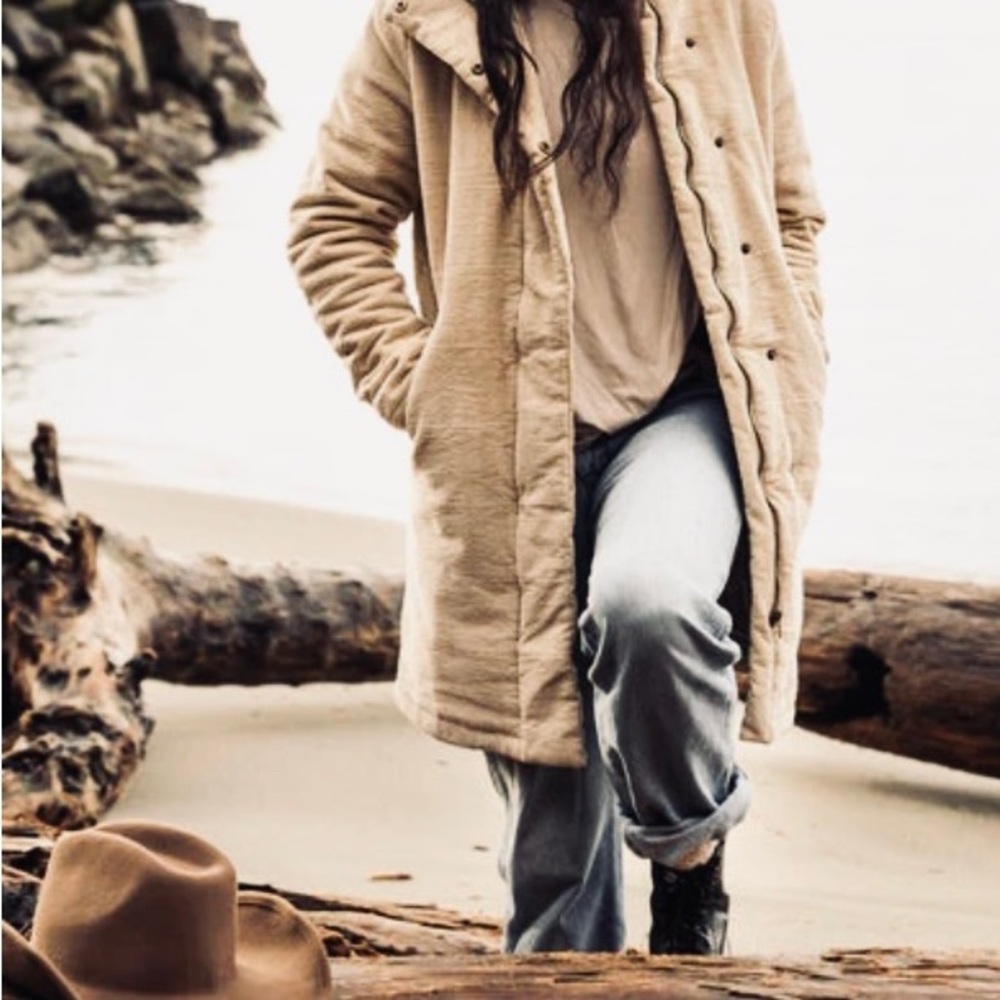 Jackson Rowe- Sarin Cord Jacket; wishbone